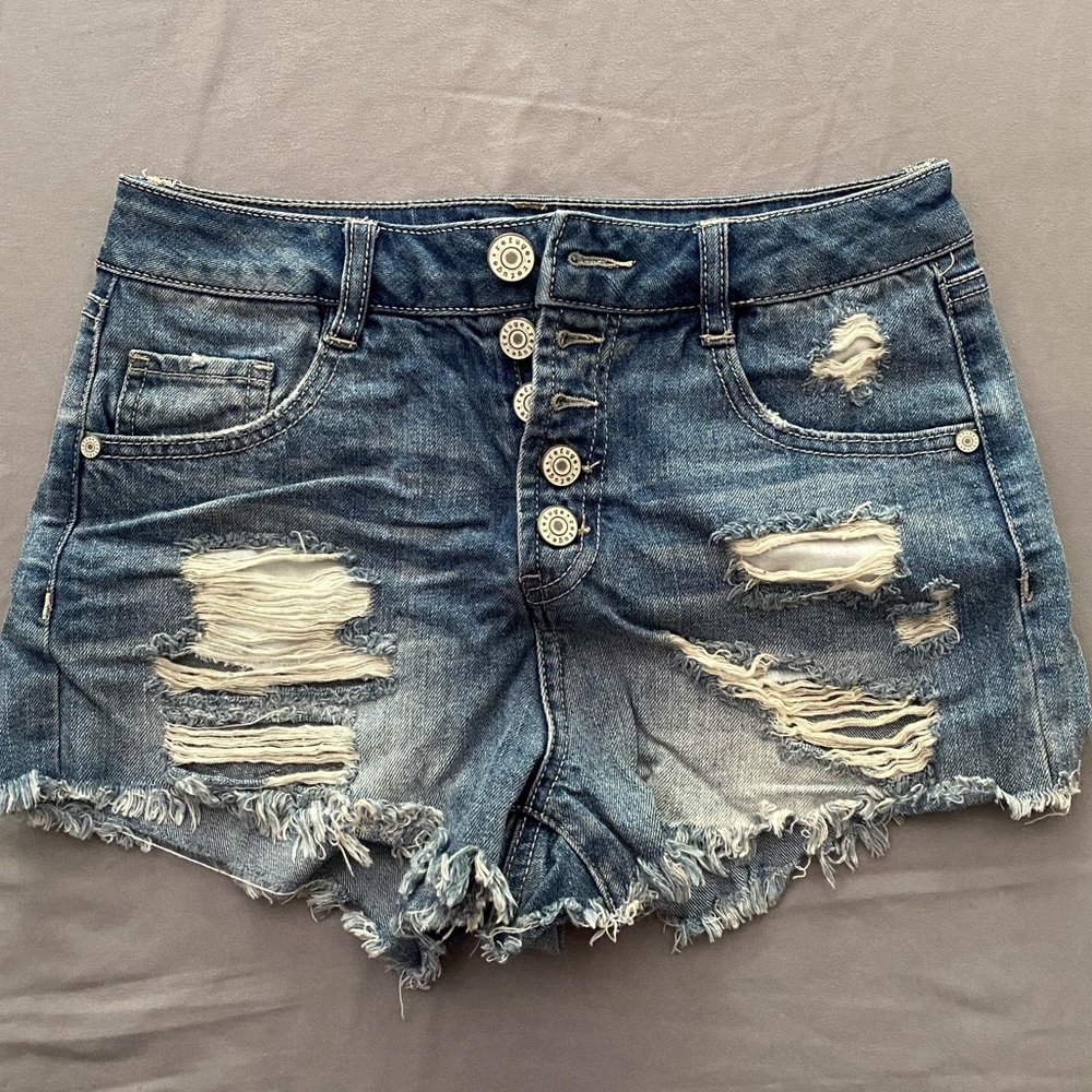 Refuge Distressed Shorts Size 0